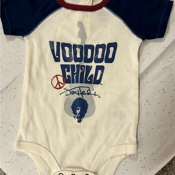 NWOT JIMI HENDRIX SHORT SLEEVE ONESIES ADORABLE 9-12 months - Picture 4 of 6